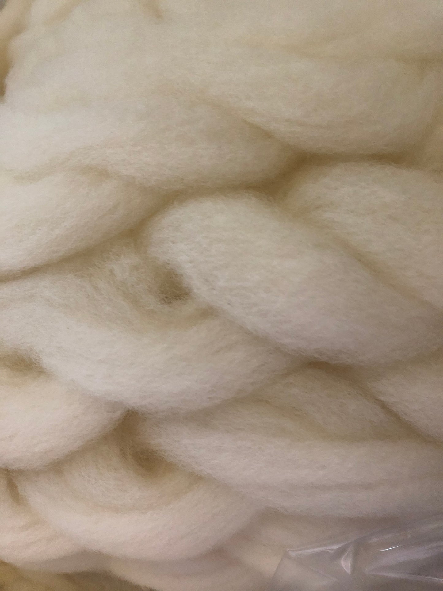 Romeldale Roving (4 ounces)